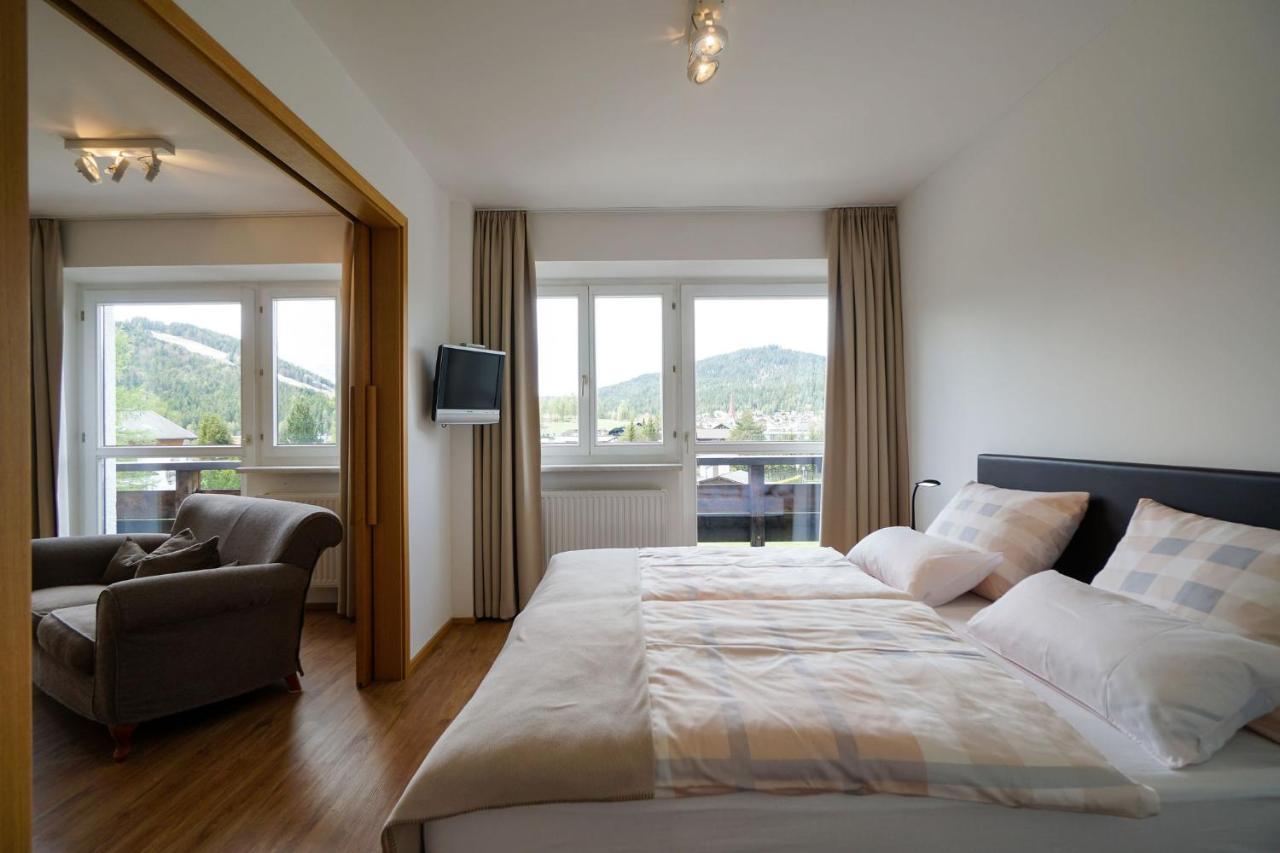 Hotel Berghof 蒂罗尔-泽费尔德 外观 照片