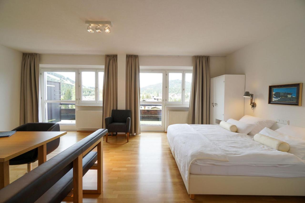 Hotel Berghof 蒂罗尔-泽费尔德 外观 照片