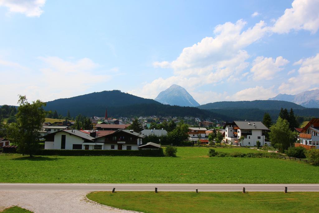 Hotel Berghof 蒂罗尔-泽费尔德 外观 照片