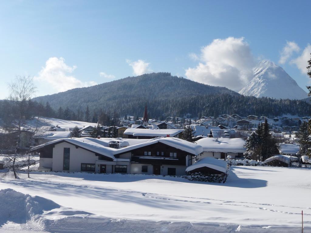 Hotel Berghof 蒂罗尔-泽费尔德 外观 照片